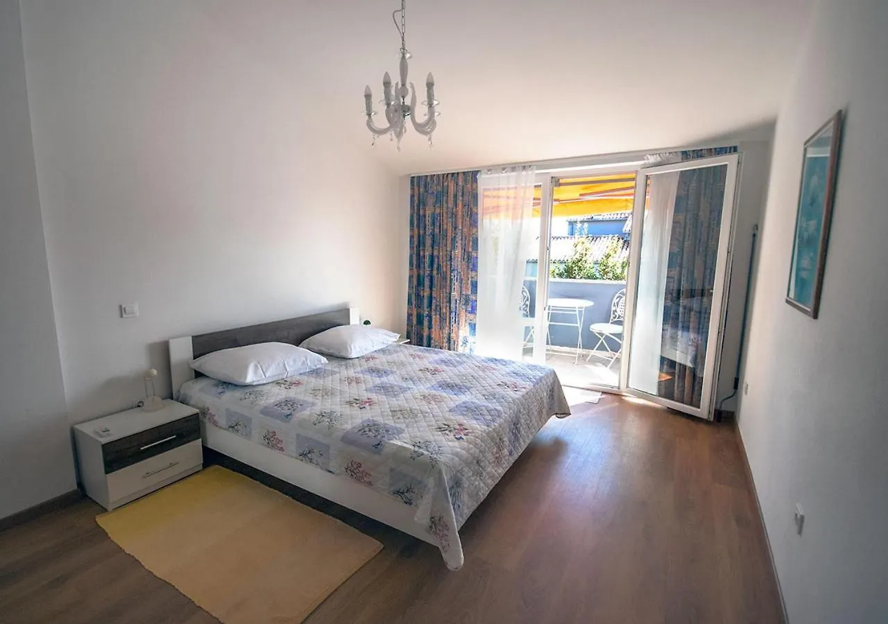 Apartmant Linda Apartment Vinkuran